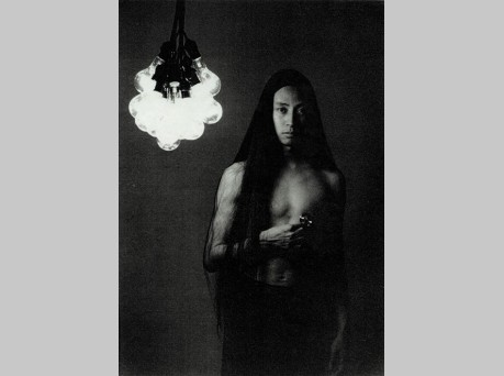 夜の写真美術館で7夜限りの映像をめぐるライヴ・イベント