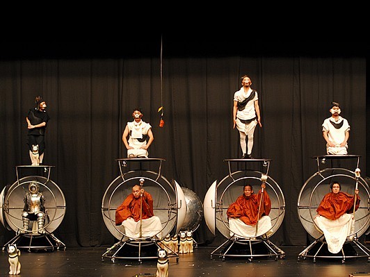 パパ・タラフマラ×ヤノベケンジ　間違いなく面白い！新作公演『ガリバー＆スウィフト』について語る