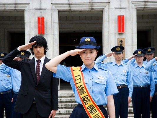 ケラリーノ・サンドロヴィッチが“がけっぷちグラドル”を描くブラックコメディ『罪とか罰とか』レビュアー募集