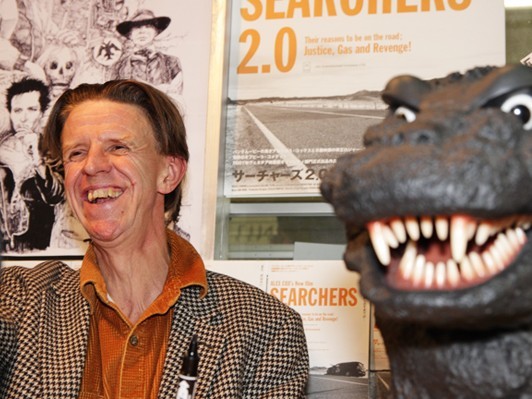 アレックス・コックス監督来日レポートPart2　中野ブロードウェイで「サブカル・ミステリー・ツアー」