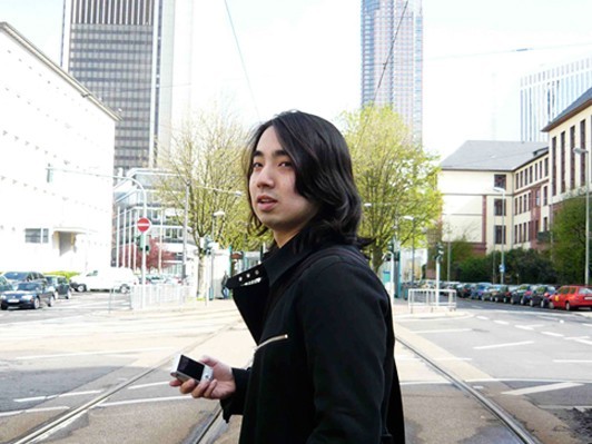 ヨーロッパの映画祭で大絶賛された竹馬靖具、驚愕のデビュー作『今、僕は』2/14よりついに公開