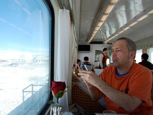 『風の馬』チベット連載第8回：モーリー・ロバートソンの『チベット・リアルタイム vol.3』【動画付き】