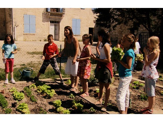 「一番怖いと思うことは、“子ども達の未来がなくなってしまうこと”」―『未来の食卓』クロスレビュー