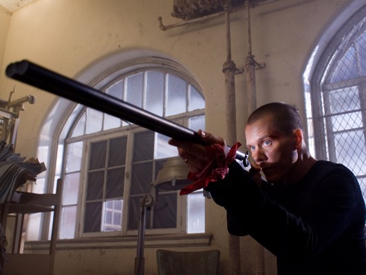 「一匹狼のスタイルを貫いた、男の生き様を見せ付ける」─『狼の死刑宣告』クロスレビュー