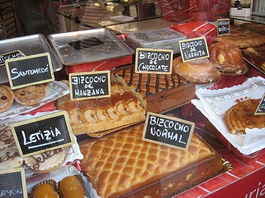 東知世子の南米旅行記「アルゼンチン片思い」Vol.5:街角エンパナーダと甘味クロワッサンの日々