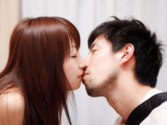 ［MOVIE］偉才、異才、鬼才、奇才と言われる映画作家たちが自分たちの個性を存分に爆発させた映像を繰り出す。『ゴーストキス』『making of LOVE』DVDレビュアー募集