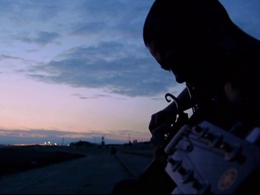 [CINEMA]「ありのままだからこそ、親切で予定調和的な心地よさや、インスタントなカッコ良さは用意されていない」『kocorono』クロスレビュー