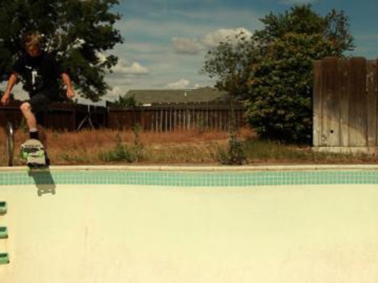 SXSW閉幕、ドキュメンタリー最高賞はプールスケーターを描く『Dragonslayer』が獲得 SXSW閉幕、ドキュメンタリー最高賞はプールスケーターを描く『Dragonslayer』が獲得