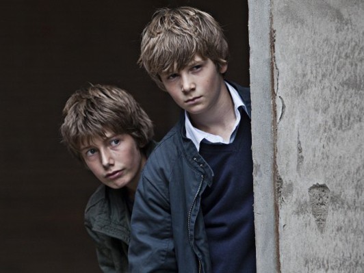 [CINEMA]『未来を生きる君たちへ』クロスレビュー「果たして自分の大切にしているものが奪われても冷静でいられるか？という問いかけがある」