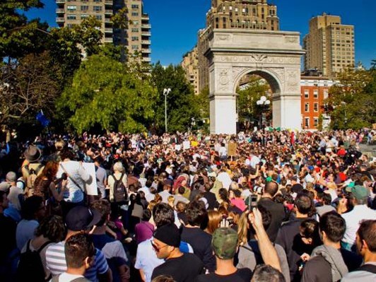 ソーシャル・メディアを利用した革命、OWS（オキュパイ・ウォール・ストリート）とは何か─現地NYからレポート