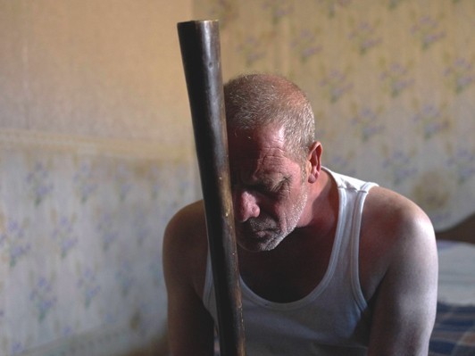 虐げられた魂がふれあい、救いが見つかることもある。人生って捨てたものではない