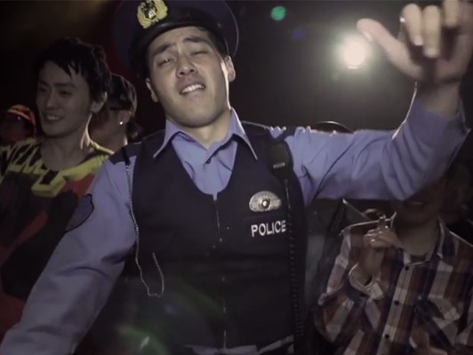 5人の警官が突如ダンスフロアで踊る!!Shing02監督による短編映画『Bustin'』公開
