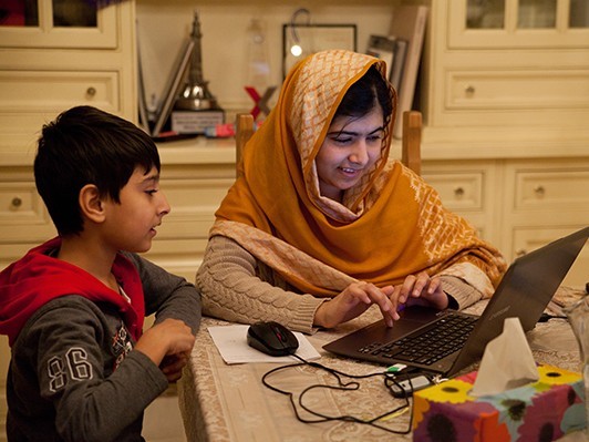 17歳でノーベル平和賞受賞の娘と父、"並外れた親子"の普遍的なストーリー『わたしはマララ』 17歳でノーベル平和賞受賞の娘と父、"並外れた親子"の普遍的なストーリー『わたしはマララ』