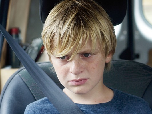 家父長制度がモンスターを生む『ジュリアン』 DV問題に切り込む傑作サスペンス