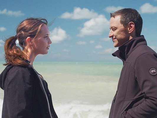 ヴェンダース新作はMI-6の男と海洋生物数学者の女の運命描く『世界の涯ての鼓動』