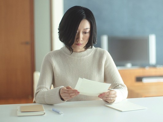 不毛な愛の群像劇『あなたにふさわしい』迷える2組の夫婦が行き着く先